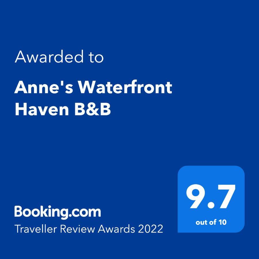 Anne'S Waterfront Haven B&B Corlette Exterior photo