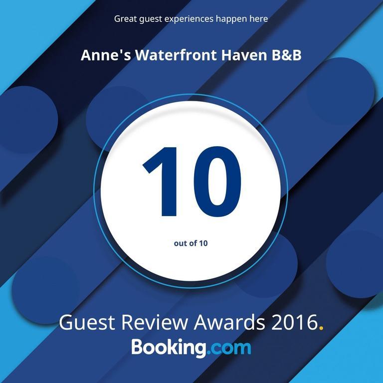 Anne'S Waterfront Haven B&B Corlette Exterior photo